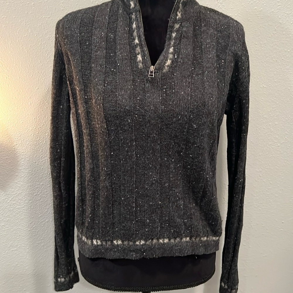 Women’s Sweater Size Small
